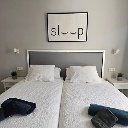 Cactus, Playa Y Piscina *