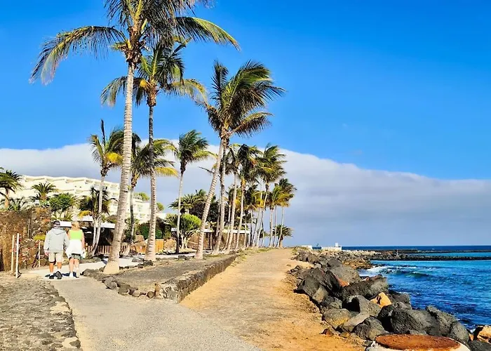 Cactus, Playa Y Piscina Costa Teguise