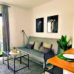 Cactus, Playa Y Piscina شقة كوستا تاغيسي