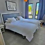 Cactus, Playa Y Piscina * كوستا تاغيسي