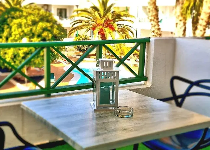 Cactus, Playa Y Piscina Costa Teguise