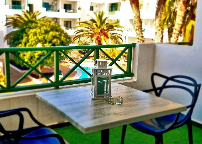 Cactus, Playa Y Piscina Costa Teguise